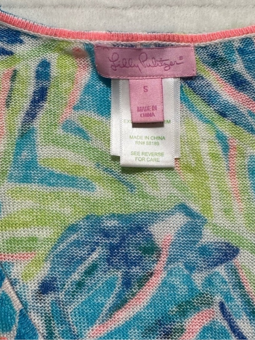 Lilly Pulitzer Blue Green Pink Tropical Leaf V-Neck Long Sleeve Top - Picture 2 of 11